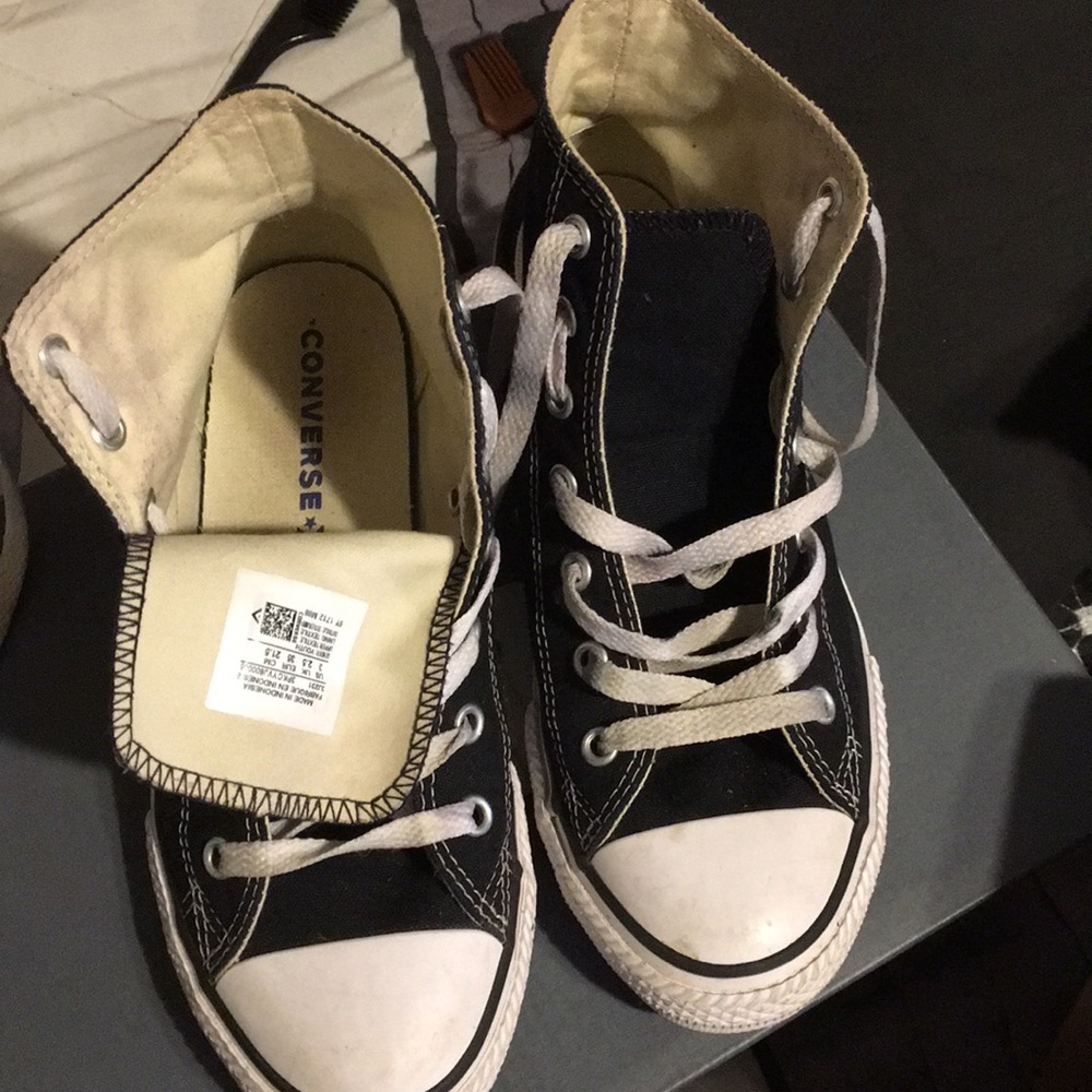 Kids converse